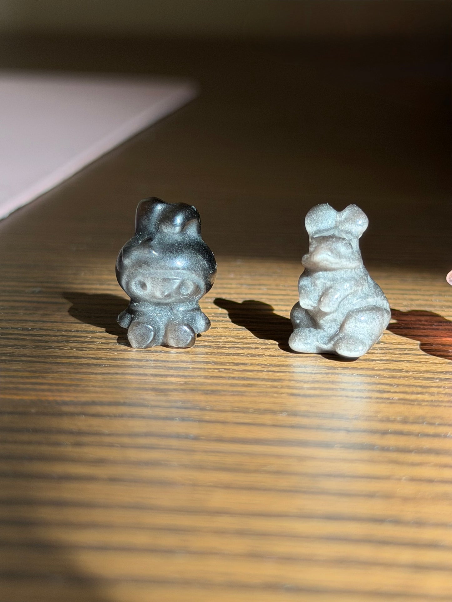 Mini carvings in fluorite e ossidiana argentata