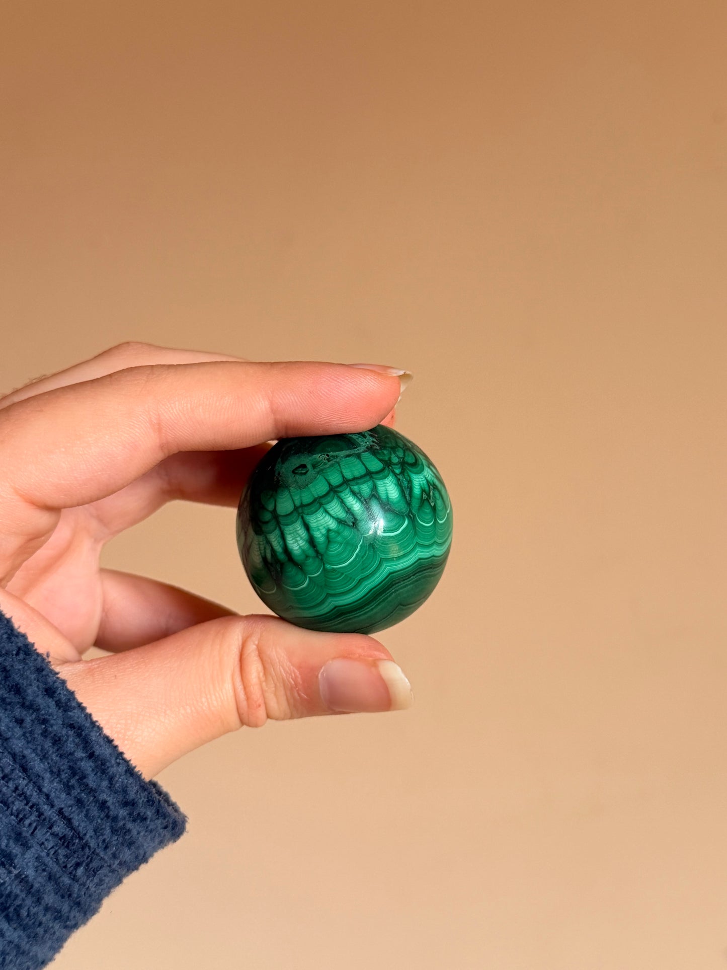 Sfera in malachite