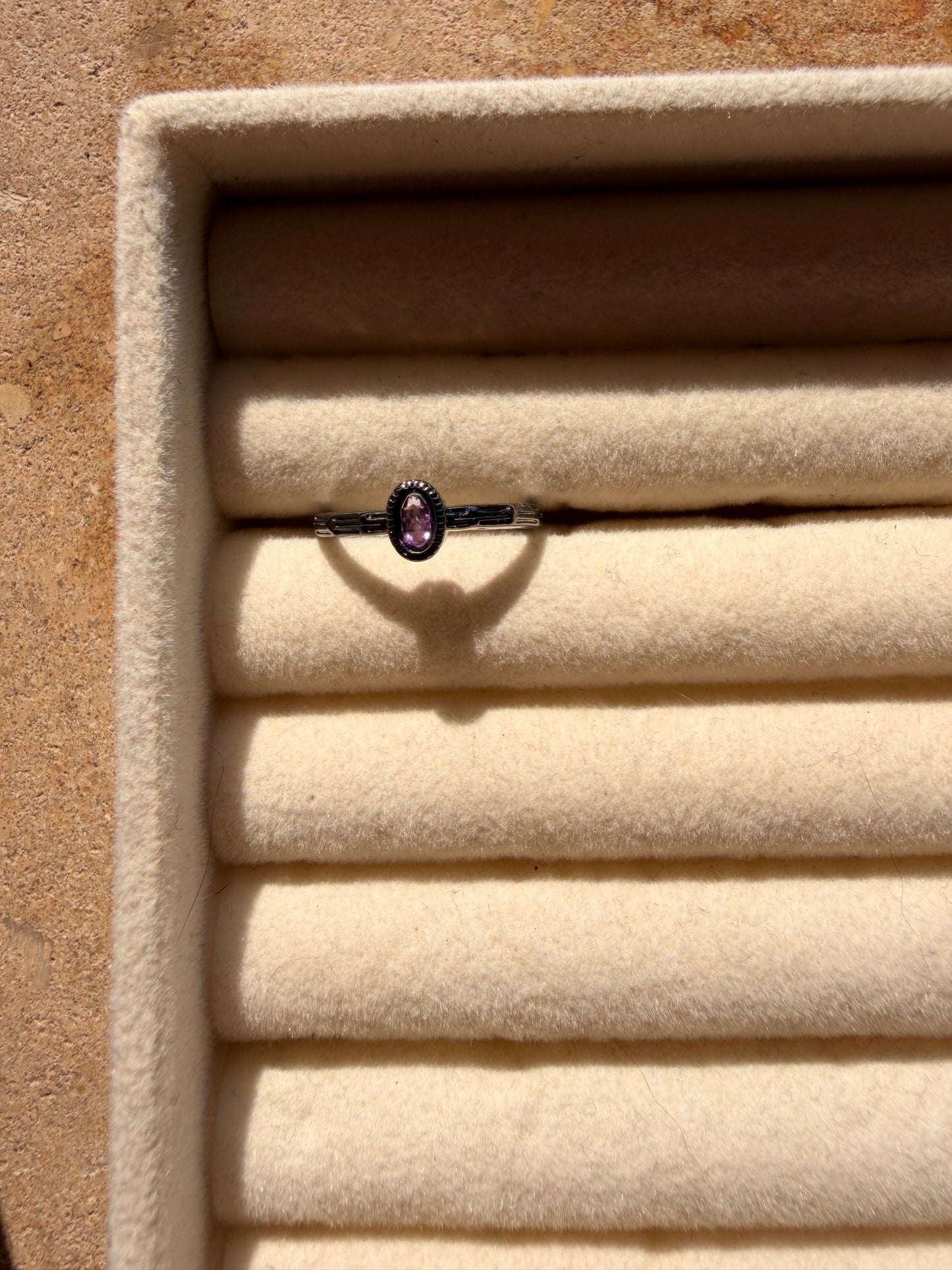 Anello ovale in Ametista