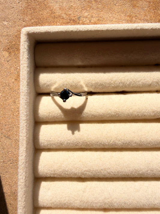 Anello in Ossidiana